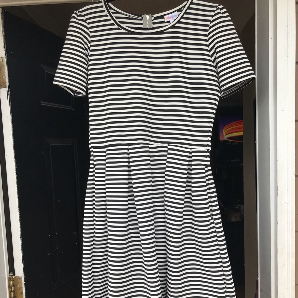 Lularoe Amelia - image 2